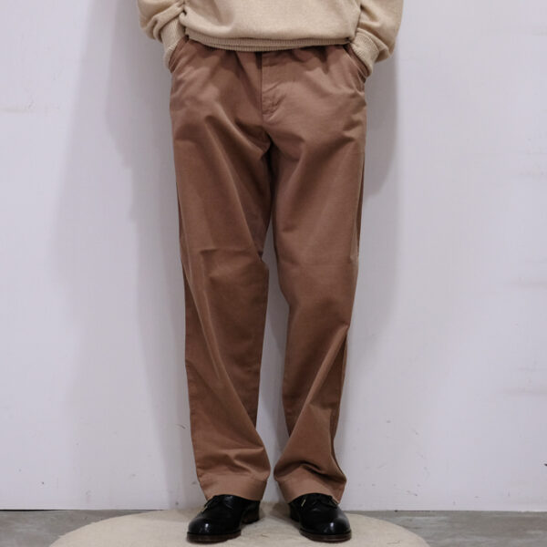 オーラリー、(AURALEE) WASHED FINX BUGGY SATIN WIDE PANTS、ボトムス 