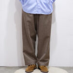 HERILL｜BLACKSHEEP CHINO PANTS NATURAL｜VELISTA online store