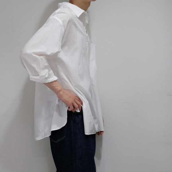 023_WHITE_022S