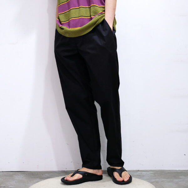 GM221-40106B_BLACK_022S
