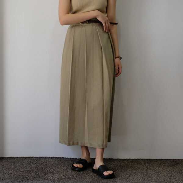 auralee) DRY COTTON KNIT PLEATED SKIRT KHAKI BEIGE｜VELISTA online ...