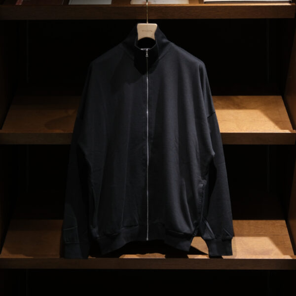 A25AB01CU_INBLK_025A