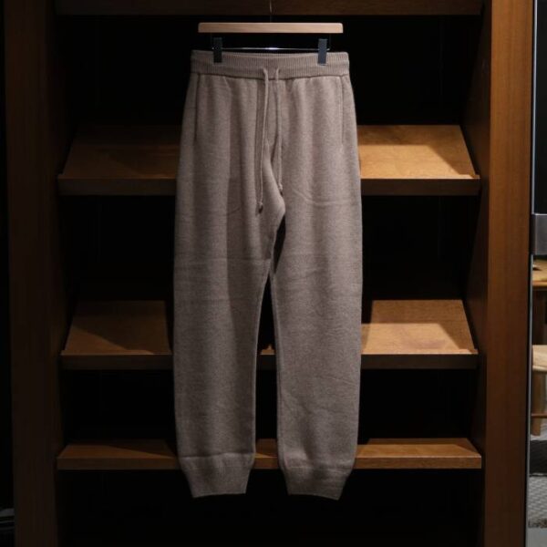 A25AP04BC_NABRN_025A