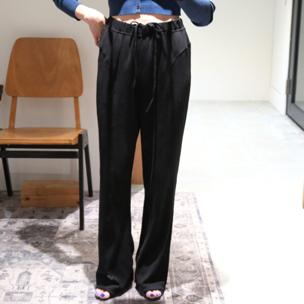 PN2601-CS001_BLK_026S