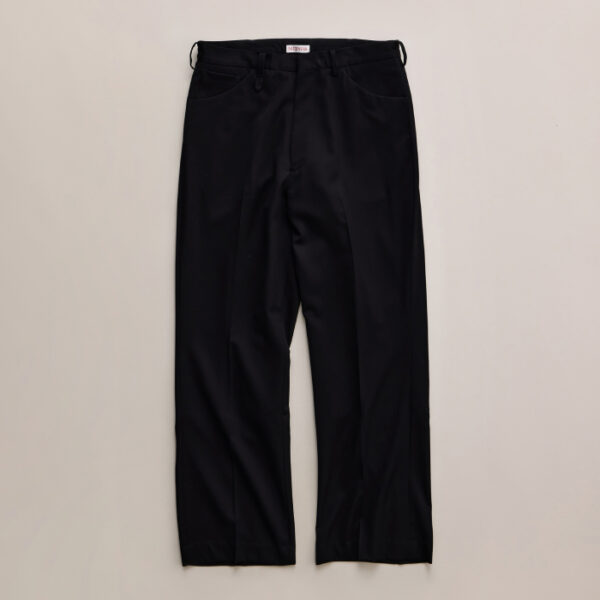 NN-1305T18_BLK_026A