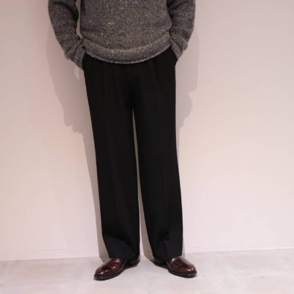 へリル(HERILL) BACKSATIN TROUSERS