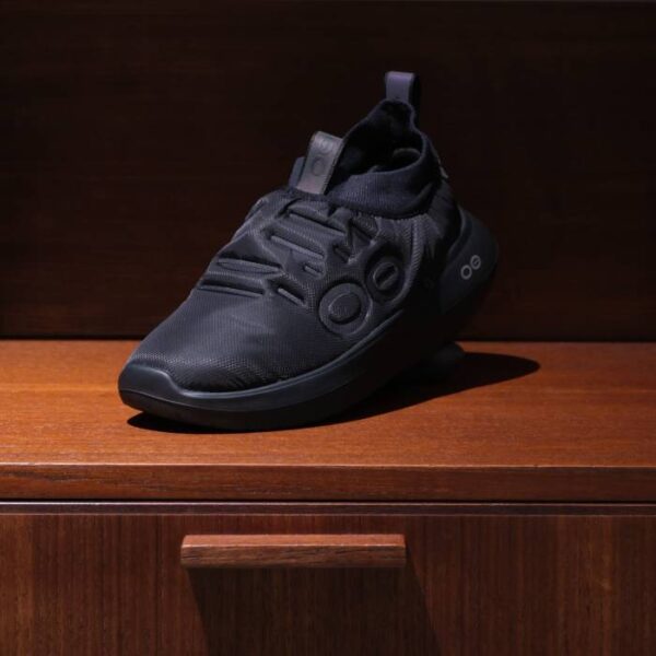 ウーフォス(OOFOS) OOMY THERMO ZEN