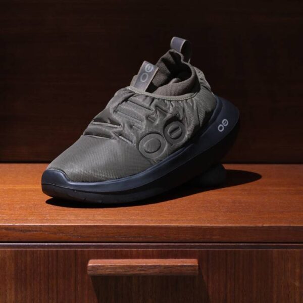 ウーフォス(OOFOS) OOMY THERMO ZEN