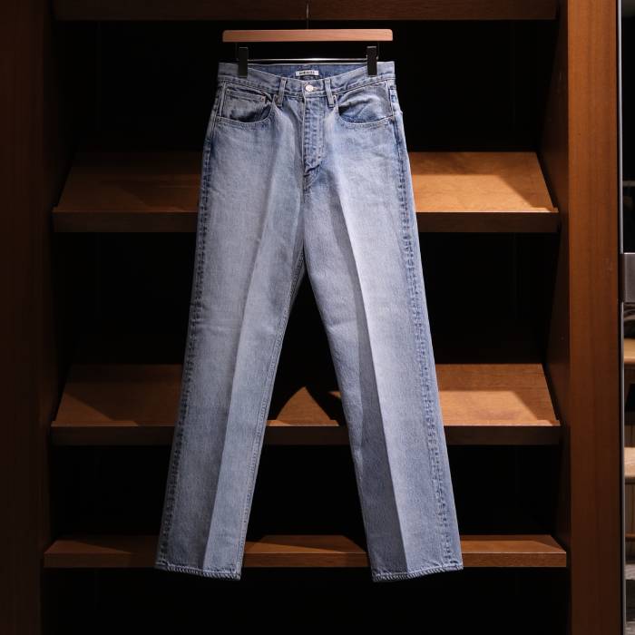 オーラリー(AURALEE) *FADED HEAVY DENIM CENTER-PLEATED PANTS