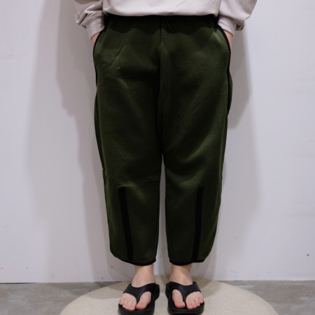 BYBORRE / AO2 TAPERED CROPPED PANTS バイボレ